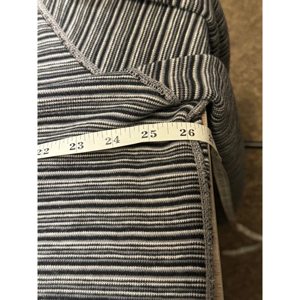 Tommy Bahama Mens Reversible‎ Quarter Zip Pullover Shirt Gray Stripes Size XL